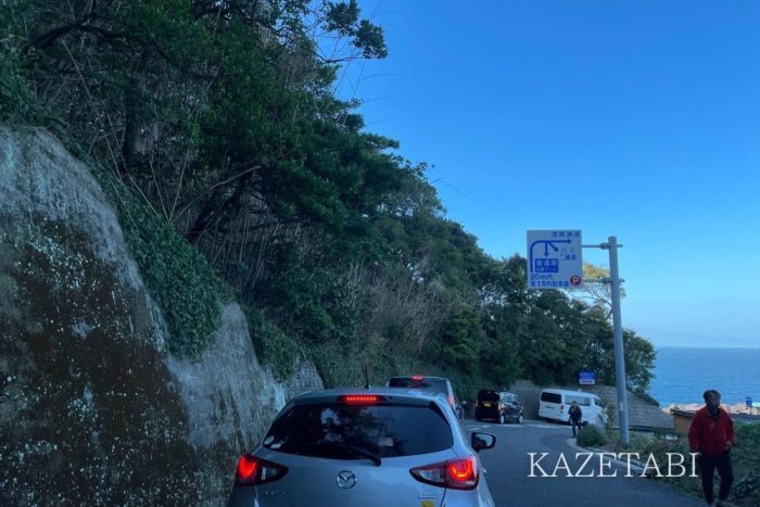 元乃隅稲成神社までの車の渋滞