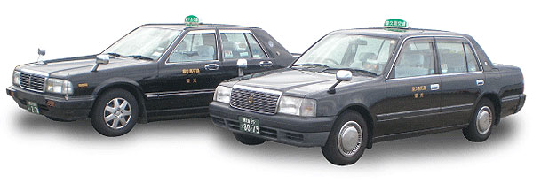 屋久島交通　中型タクシー